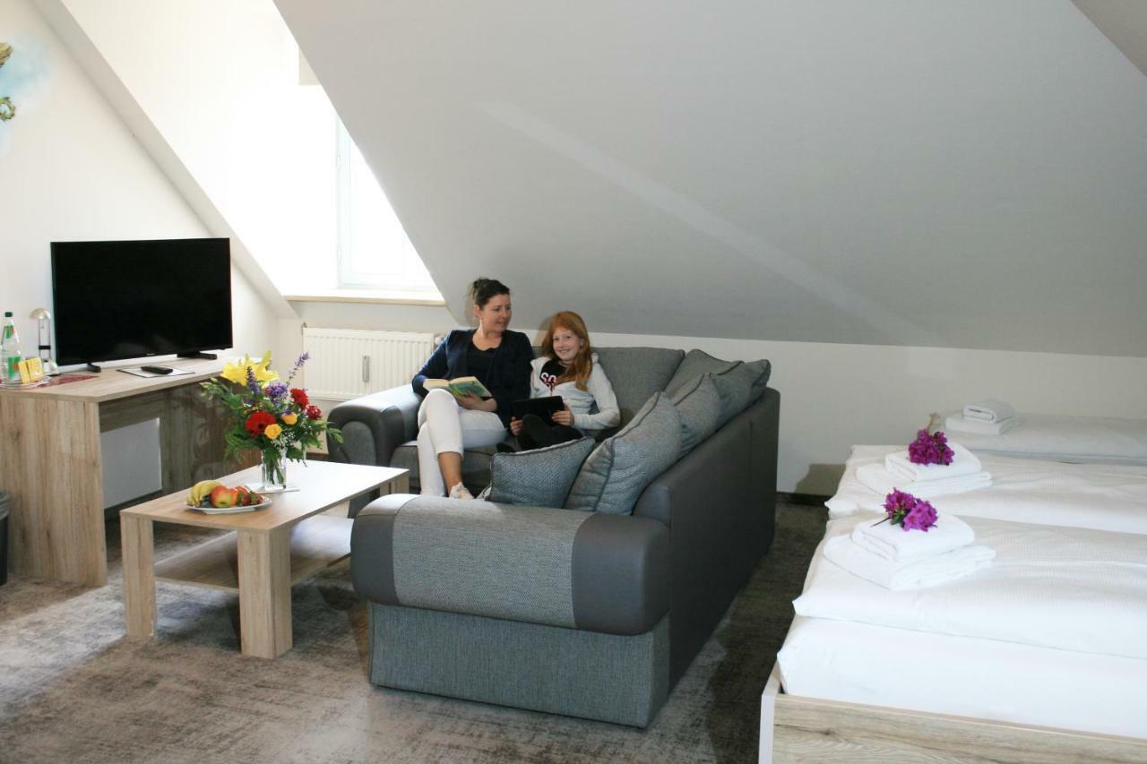 Hotel Am Waldschloesschen - Brauhaus Dresden Eksteriør billede